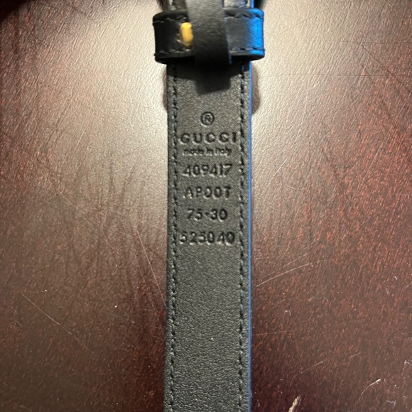 Gucci Thin Leather Belt (Waist Size 27"-31") with Dust Bag - Picture 5 of 8